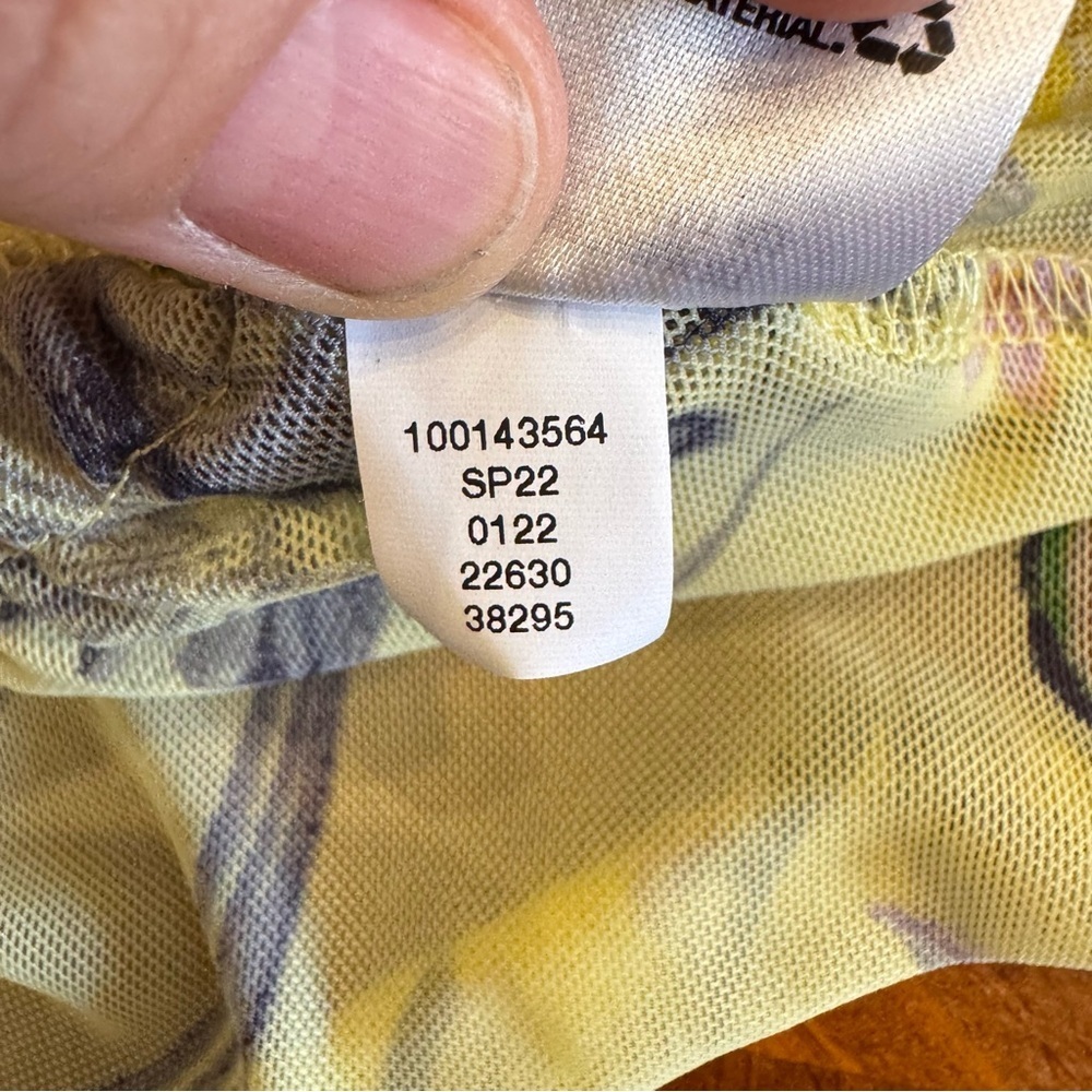 INC International Concepts Pretty Yellow Floral Blouse Top Sz PP Spring Summer - Picture 16 of 16